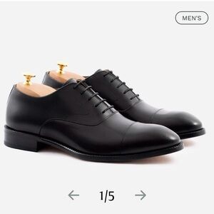 Beckett Simonon Black Dean Oxfords in full-grain leather